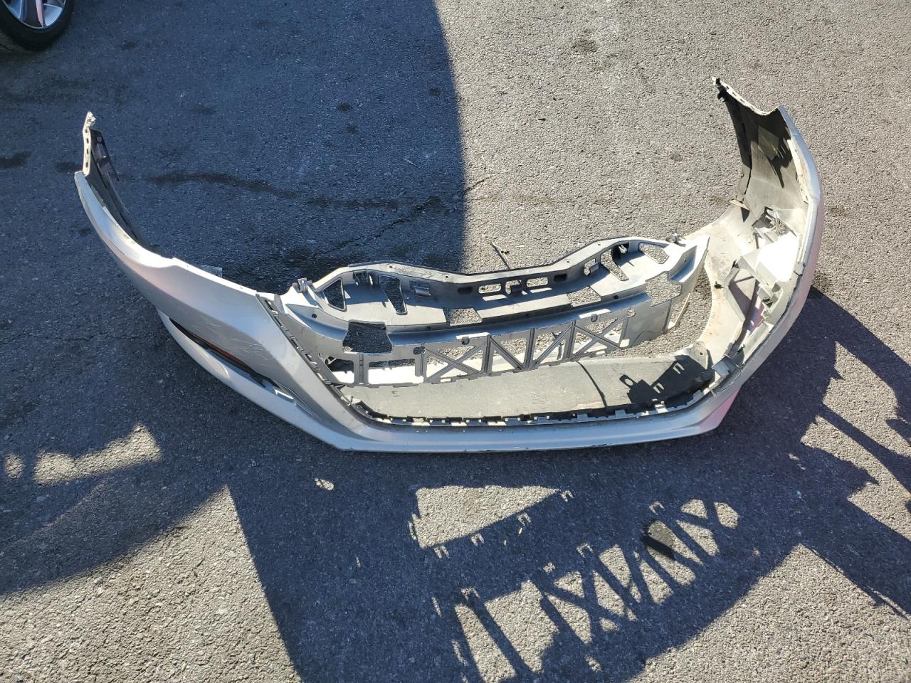 2010 Volkswagen Passat CC VIN WVWMP7AN9AE556554 Copart auction photo, front end damage thumbnail 12