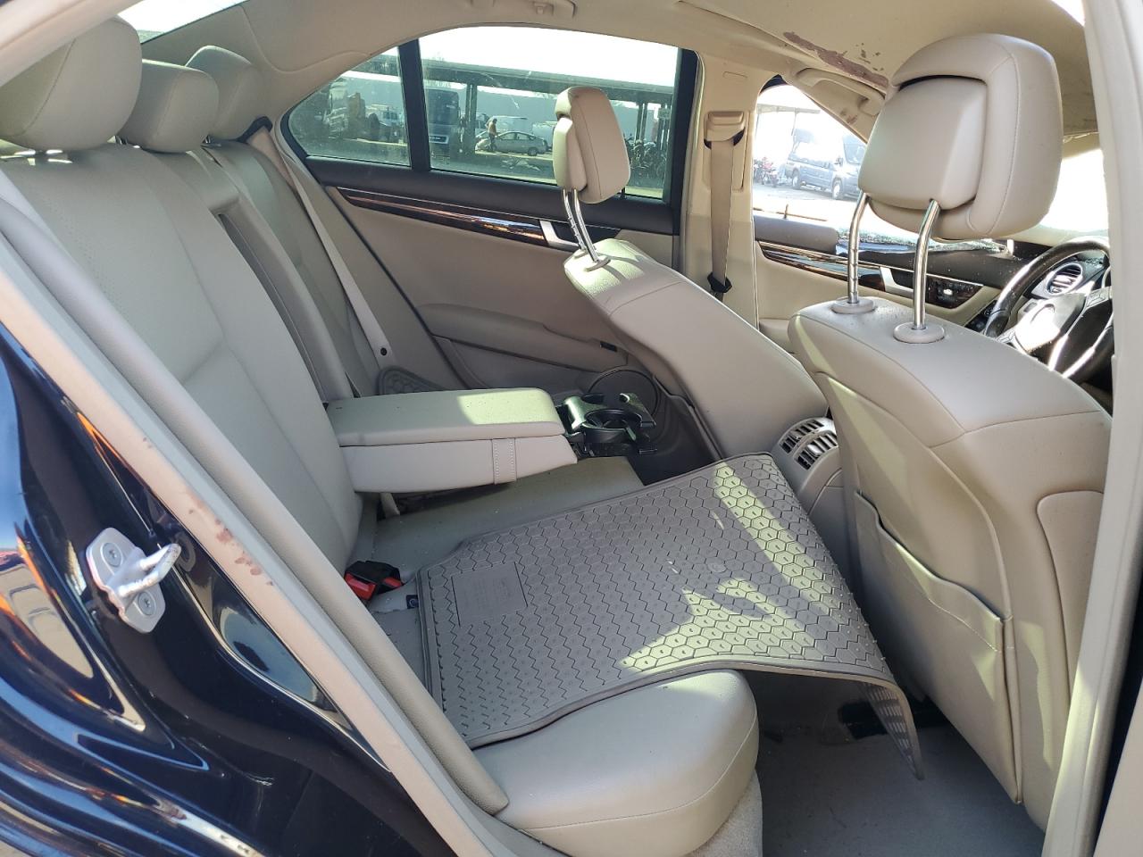 2014 Mercedes-Benz C-klasse VIN WDDGF4HB9ER319982 Copart auction photo, rollover damage thumbnail 10