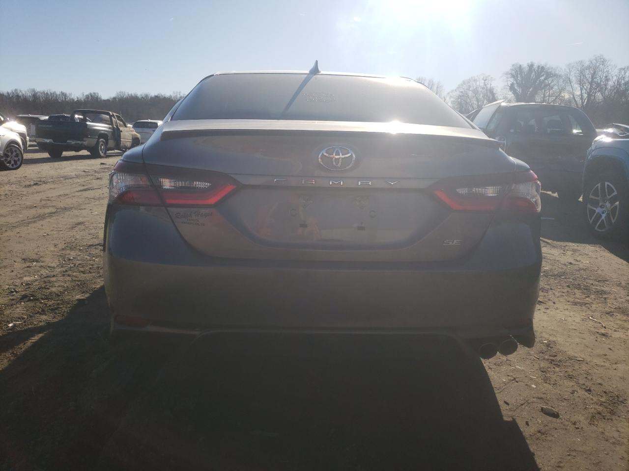 2022 Toyota Camry VIN 4T1T11AK7NU633901 Copart auction photo, front end / minor dent/scratches damage thumbnail 6