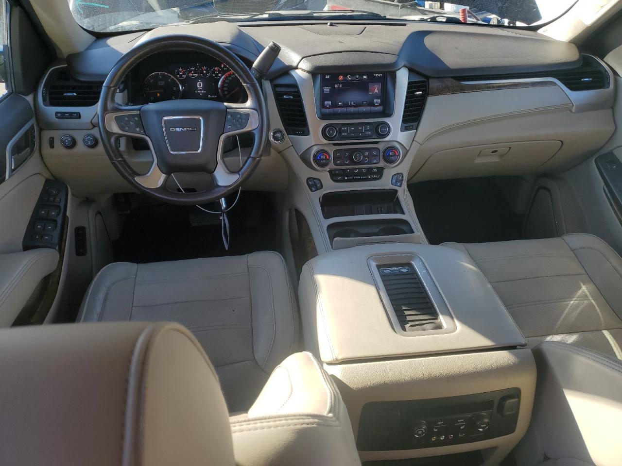 2015 GMC Yukon VIN 1GKS2CKJ4FR569940 Copart auction photo, vandalism / stripped damage thumbnail 8