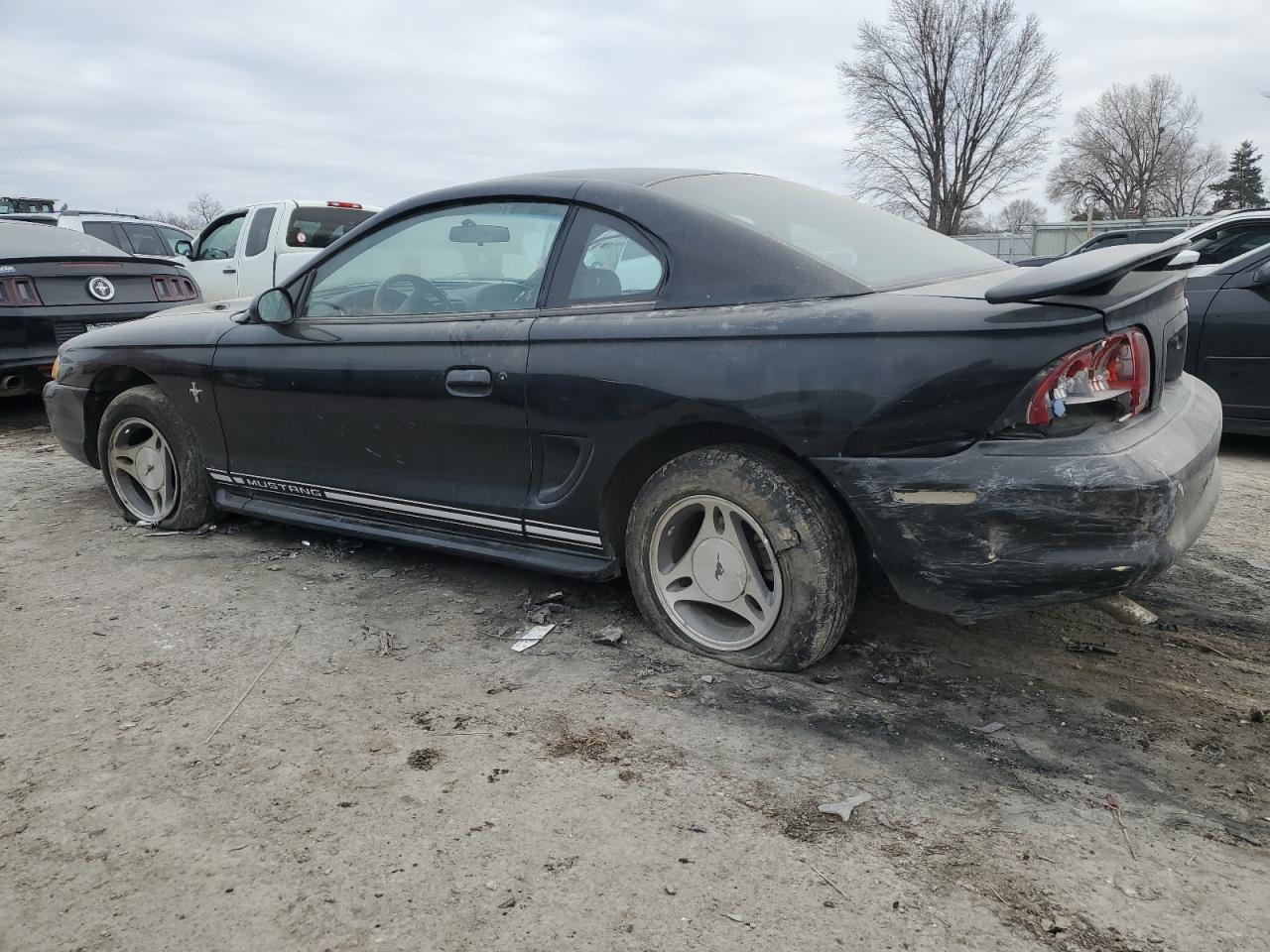 1997 Ford Mustang VIN 1FALP4042VF198111 Copart auction photo, rear end damage thumbnail 2