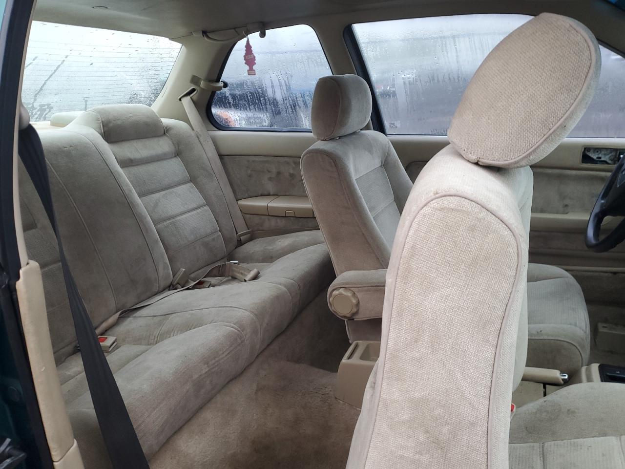 1992 Honda Accord VIN 1HGCB7276NA056876 Copart auction photo, vandalism / minor dent/scratches damage thumbnail 10