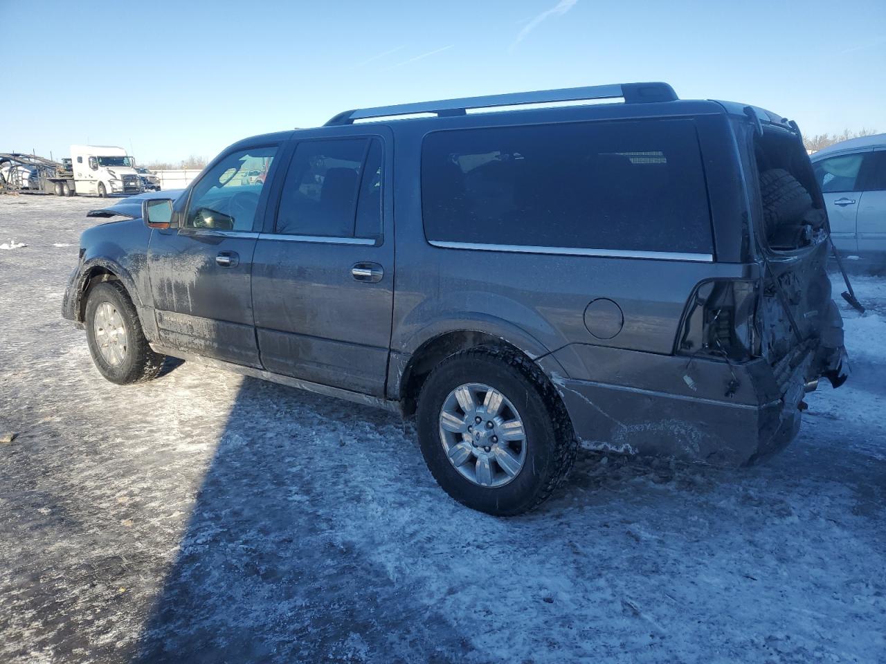 2017 Ford Expedition VIN 1FMJK1MT6HEA27965 Copart auction photo, front end / rear end damage thumbnail 2