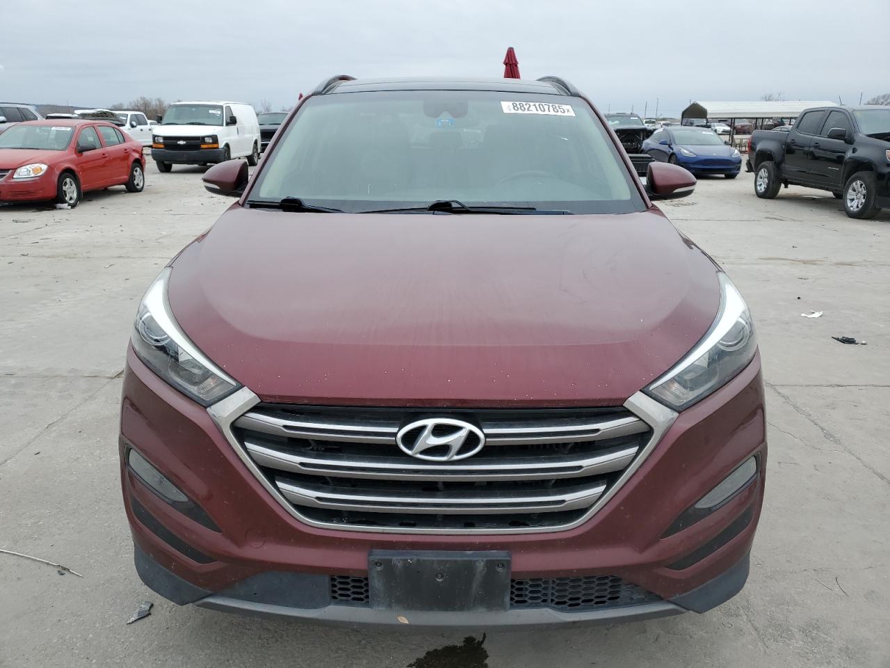 2016 Hyundai Tucson VIN KM8J33A23GU076954 Copart auction photo, rear end damage thumbnail 5