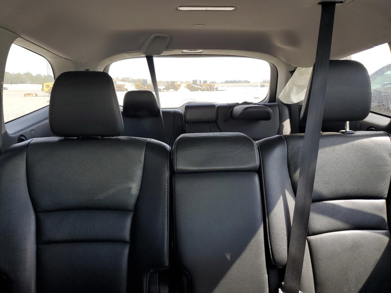2021 Honda Pilot VIN 5FNYF5H23MB033795 Copart auction photo, side / front end damage thumbnail 10
