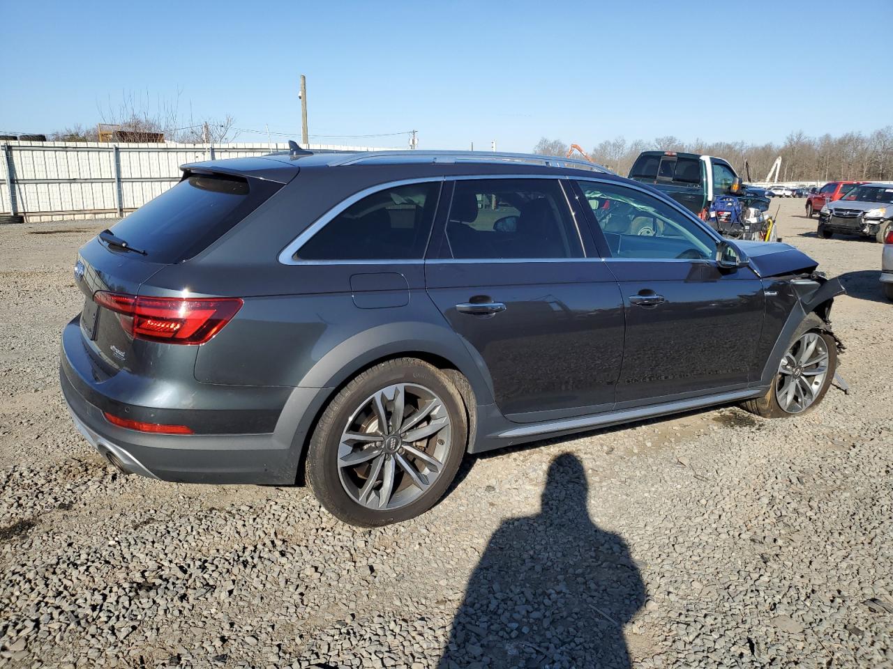 2019 Audi A4 VIN WA18NAF49KA014796 Copart auction photo, front end damage thumbnail 3