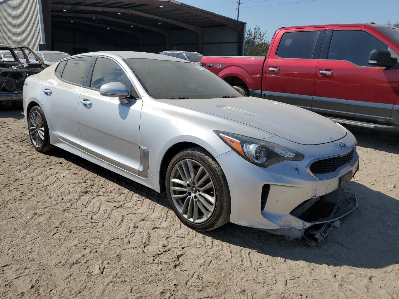2018 KIA Stinger VIN KNAE15LA1J6030379 Copart auction photo, front end / side damage thumbnail 4