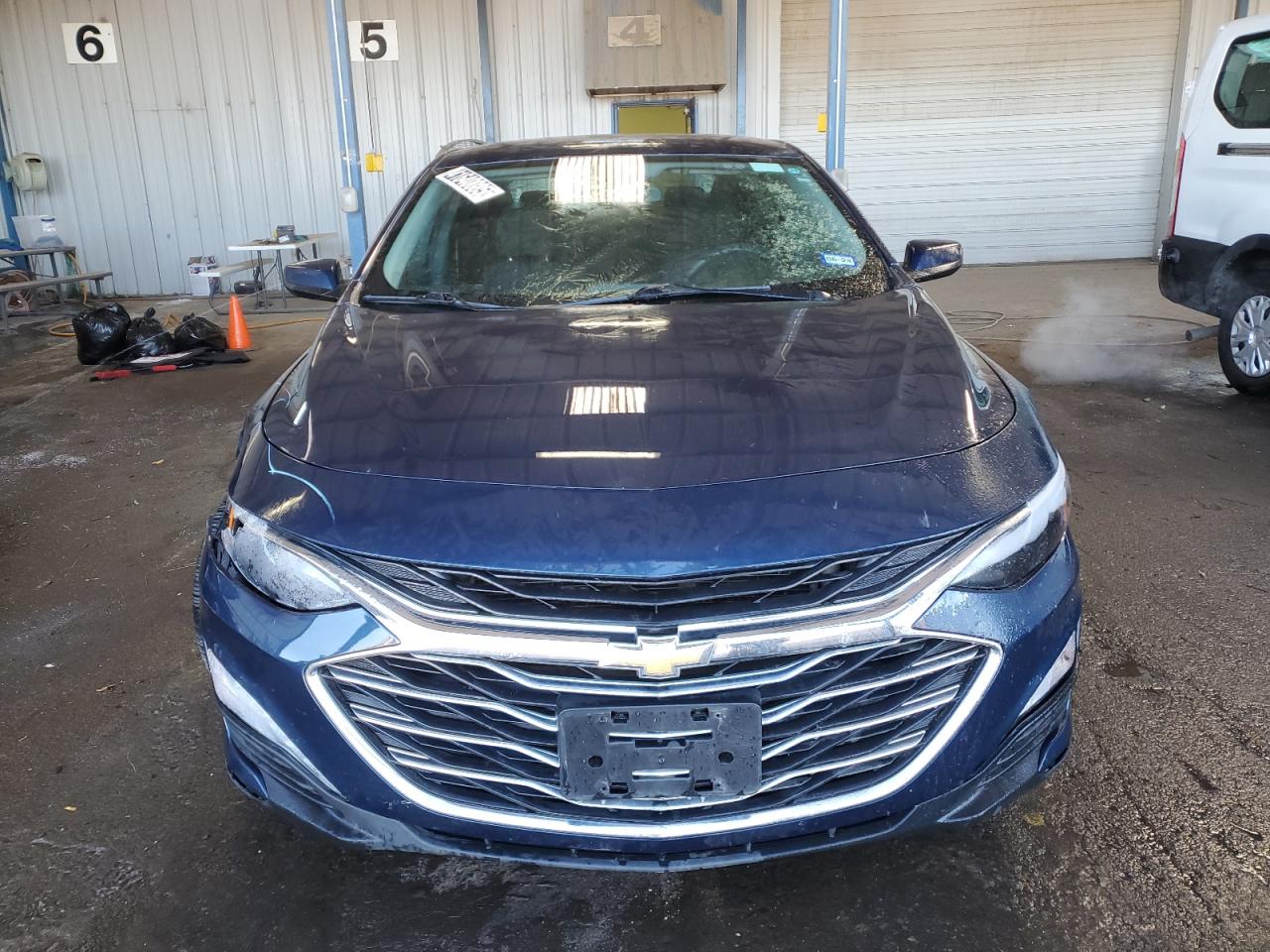 2022 Chevrolet Malibu VIN 1G1ZD5ST6NF174703 Copart auction photo, front end damage thumbnail 5