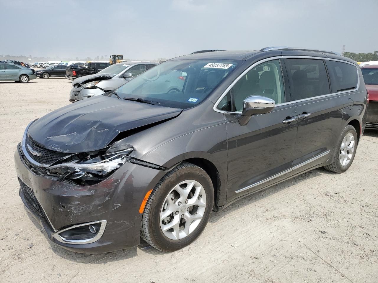 2020 Chrysler Pacifica VIN 2C4RC1GGXLR104237