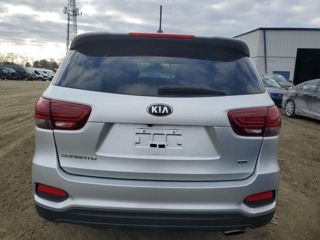 2020 KIA Sorento VIN 5XYPG4A31LG635530 Copart auction photo, front end damage thumbnail 6
