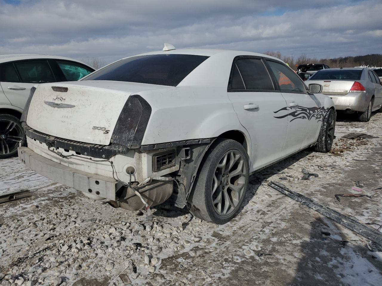 2015 Chrysler 300 VIN 2C3CCABG0FH797203 Copart auction photo, rear end / front end damage thumbnail 3