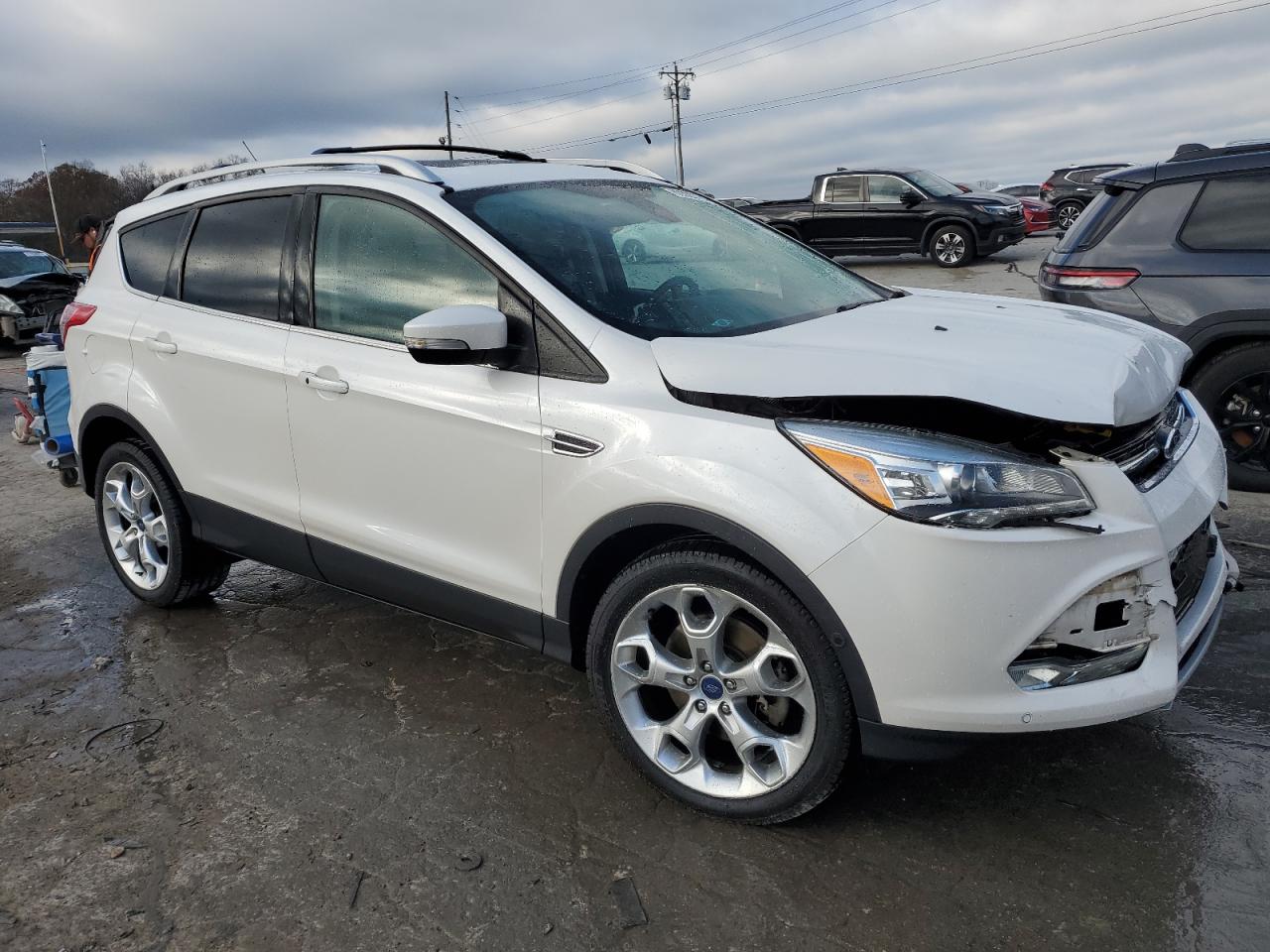 2015 Ford Escape VIN 1FMCU9J95FUB59404 Copart auction photo, front end damage thumbnail 4