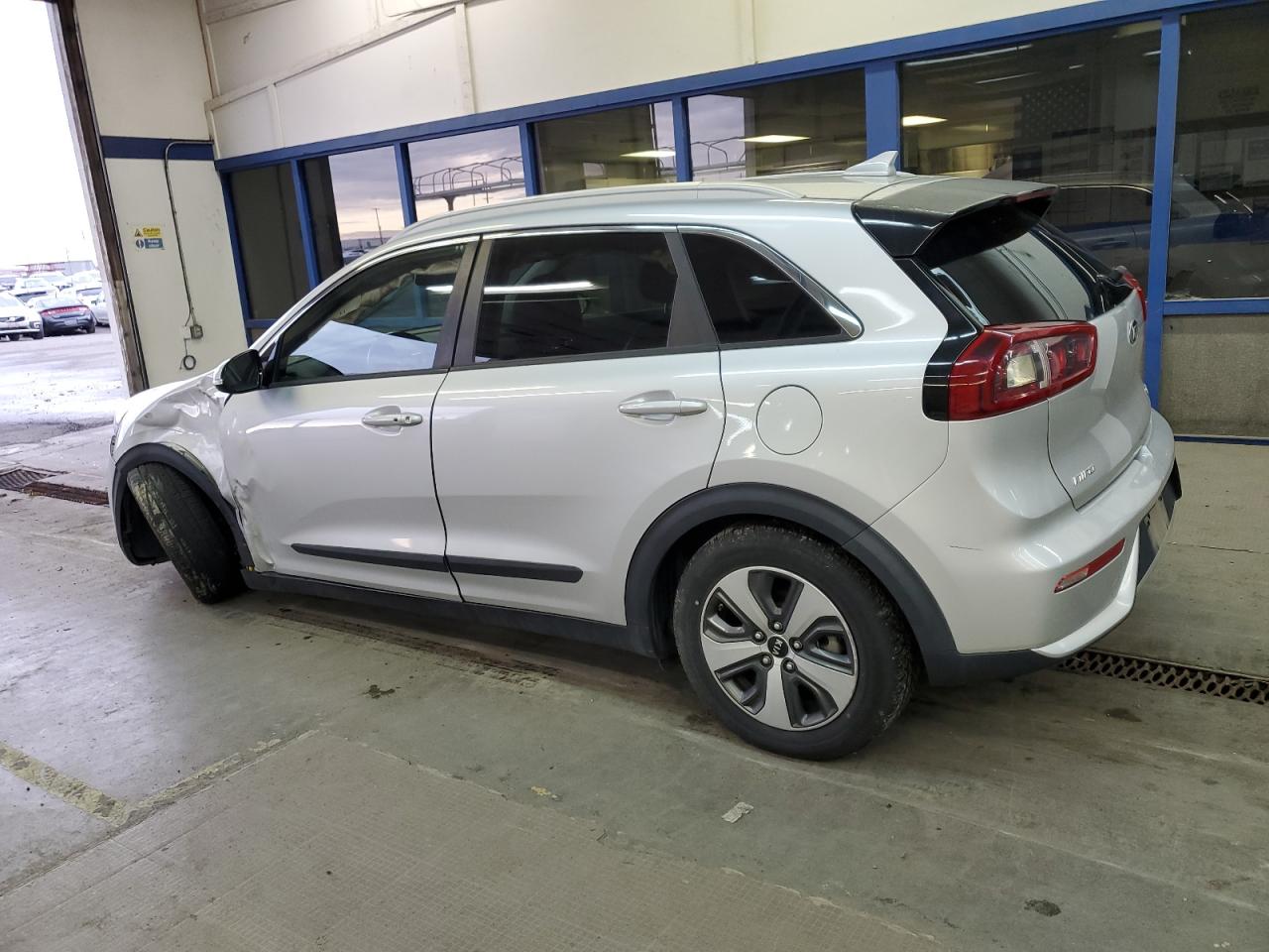 2017 KIA Niro VIN KNDCC3LC0H5101873 Copart auction photo, front end / side damage thumbnail 2