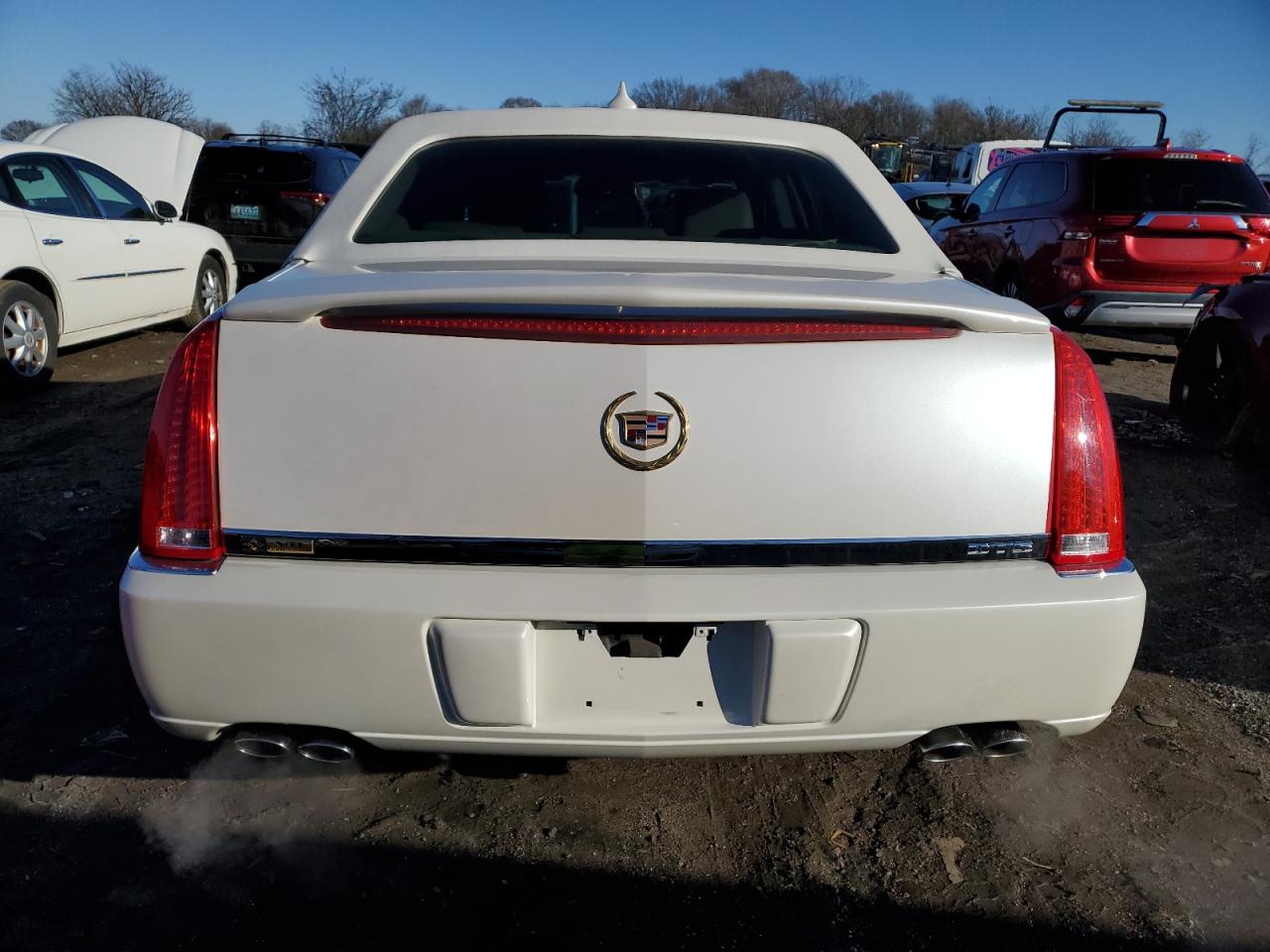 2011 Cadillac DTS VIN 1G6KA5E6XBU109774 Copart auction photo, side damage thumbnail 6
