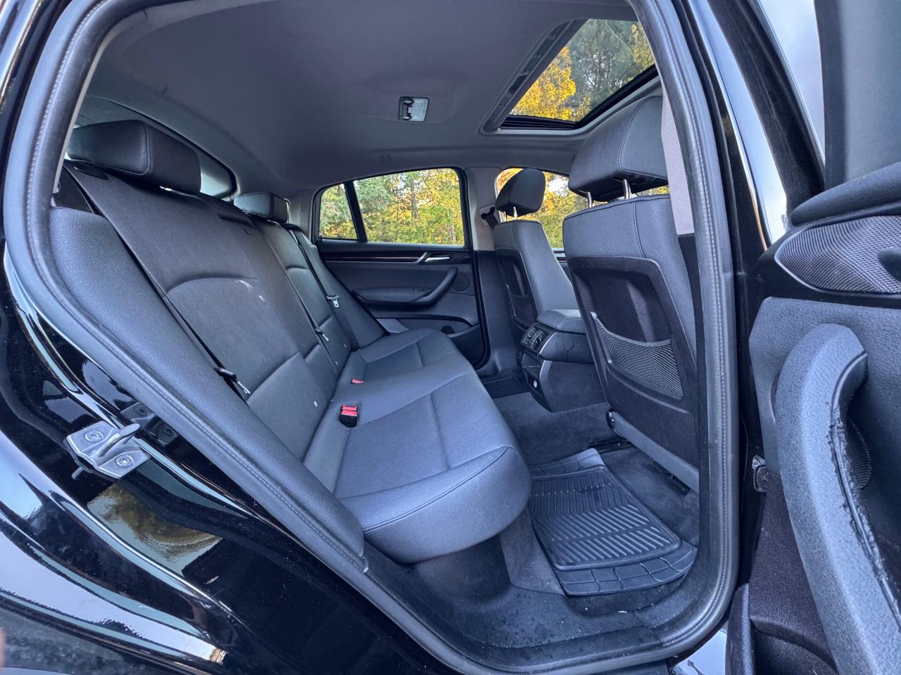 2015 BMW X4 VIN 5UXXW3C56F0M86780 Copart auction photo, normal wear / minor dent/scratches damage thumbnail 6