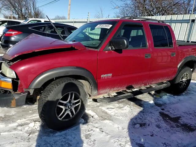 2004 Chevrolet S-10 Pickup VIN 1GCDT13X54K104095 Copart auction photo, front end / undercarriage damage thumbnail 10