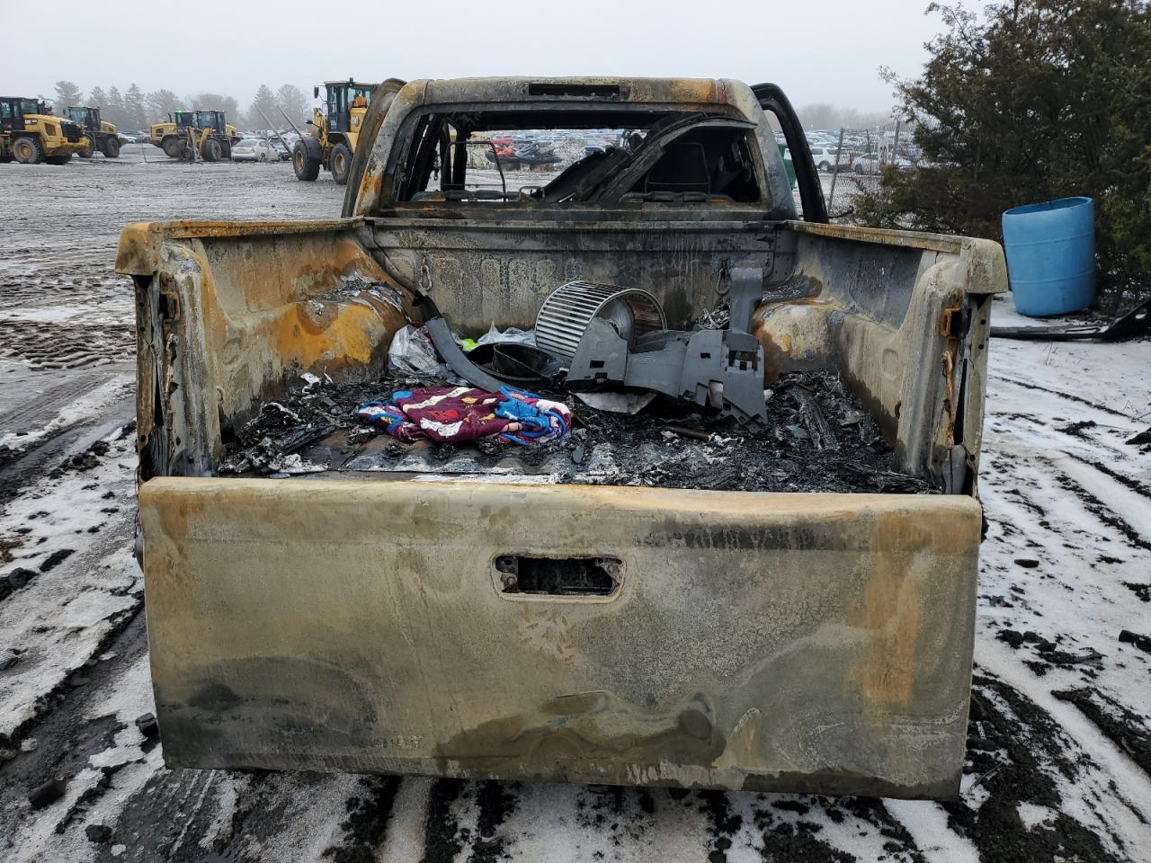 2007 Chevrolet Colorado VIN 1GCDT13E978152490 Copart auction photo, burn - interior / burn damage thumbnail 6
