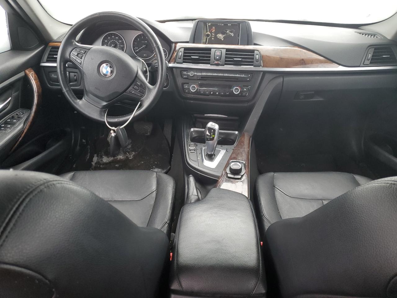 2013 BMW 3er VIN WBA3B5C56DF591527 Copart auction photo, minor dent/scratches damage thumbnail 8