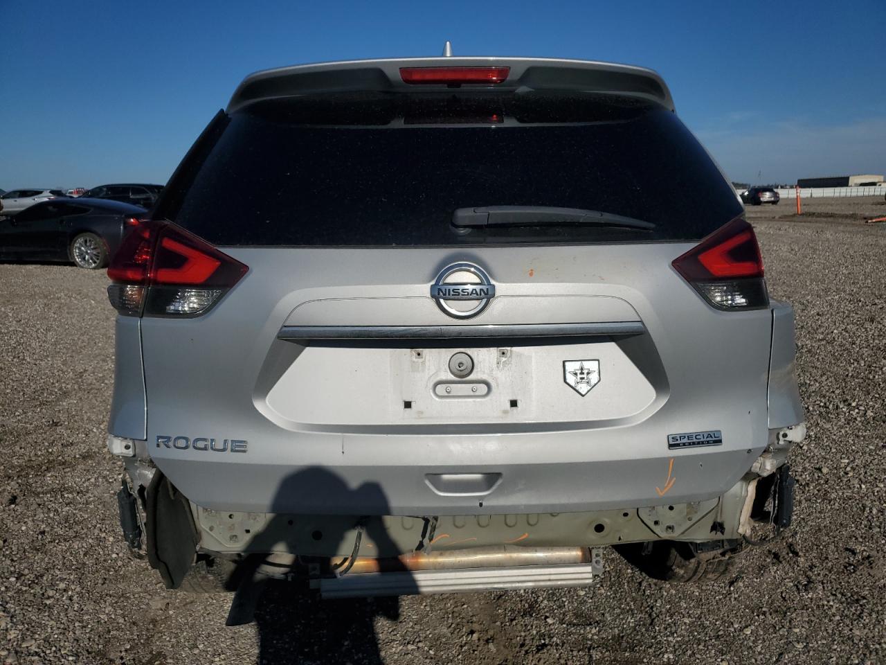 2019 Nissan Rogue VIN 5N1AT2MT4KC801359 Copart auction photo, rear end / minor dent/scratches damage thumbnail 6