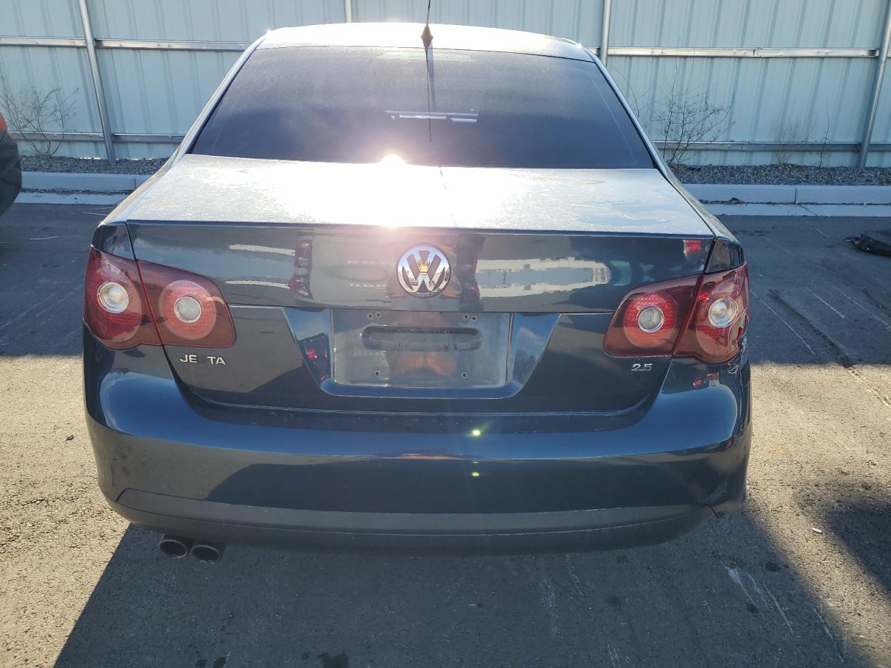 2010 Volkswagen Jetta VIN 3VWJZ7AJ2AM003195 Copart auction photo, rear end damage thumbnail 6