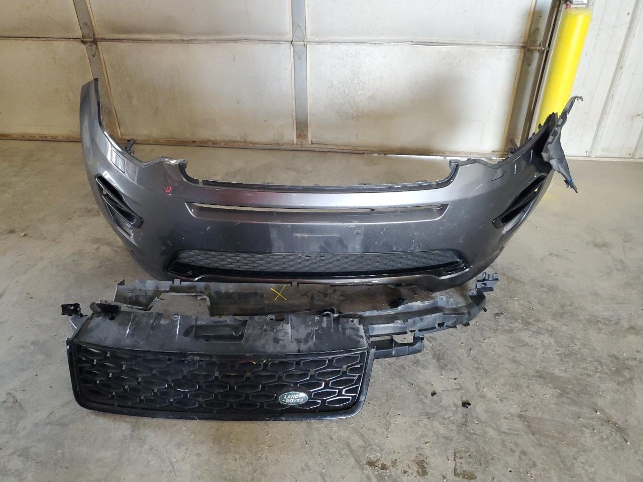 2018 Land Rover Discovery VIN SALCT2RX4JH727864 Copart auction photo, front end damage thumbnail 13