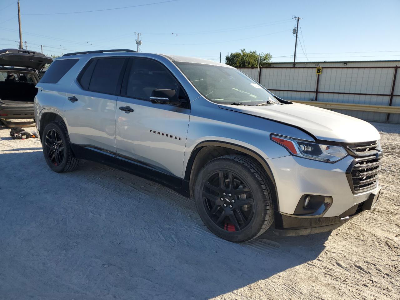 2018 Chevrolet Traverse VIN 1GNERKKW7JJ134130 Copart auction photo, unknown damage thumbnail 4