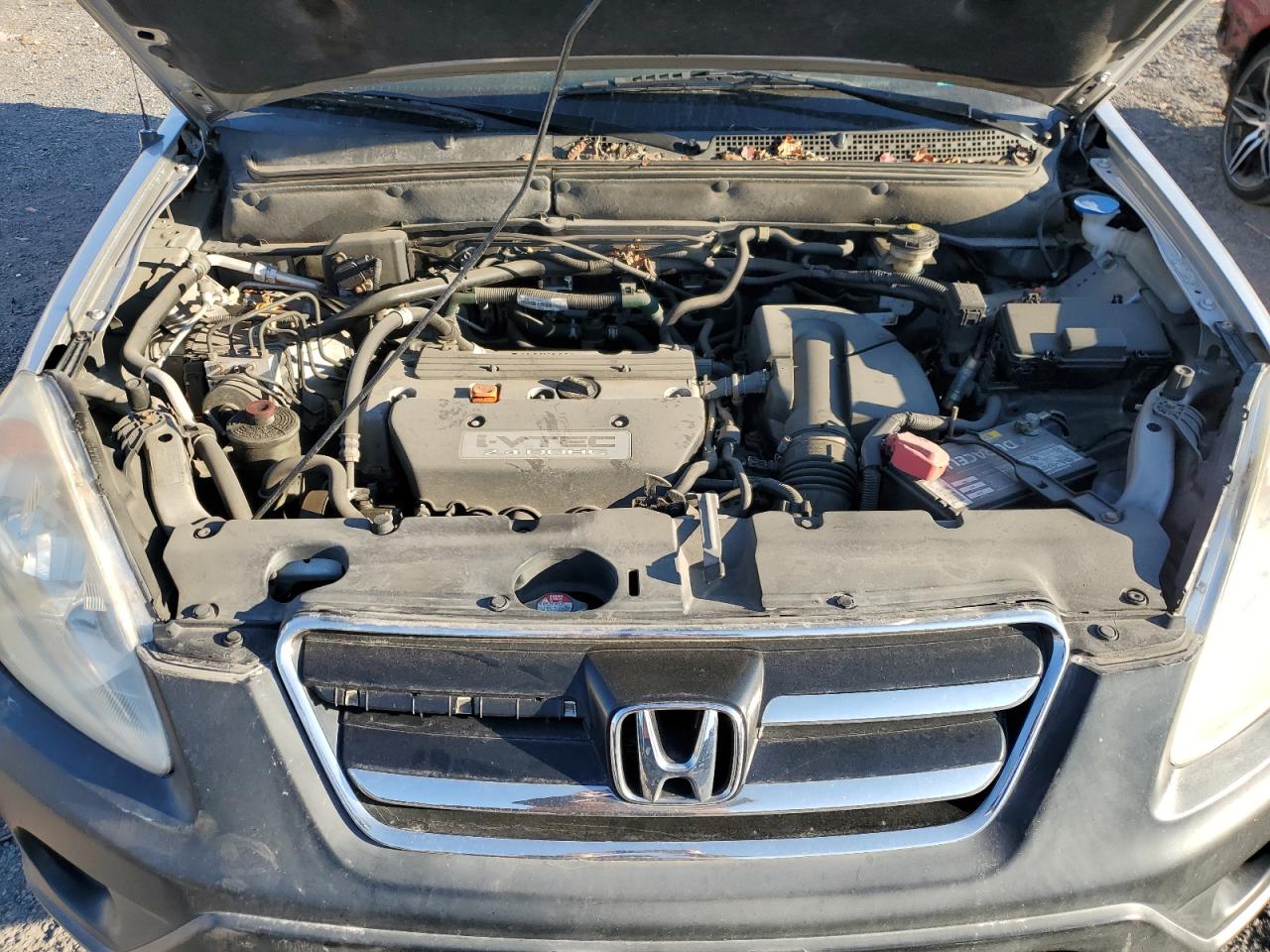2005 Honda CR-V VIN SHSRD78895U308803 Copart auction photo, rear end / minor dent/scratches damage thumbnail 12