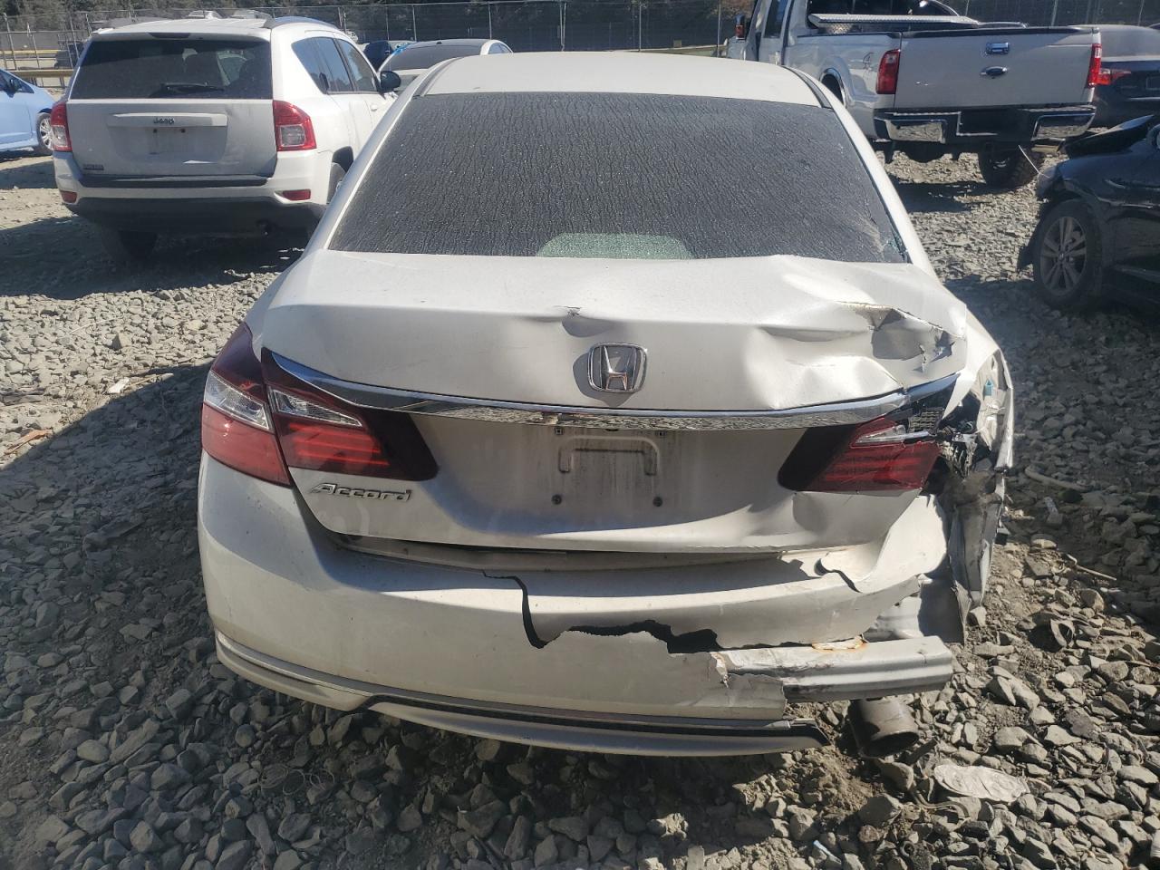 2017 Honda Accord VIN 1HGCR2F36HA190619 Copart auction photo, front end / rear end damage thumbnail 6