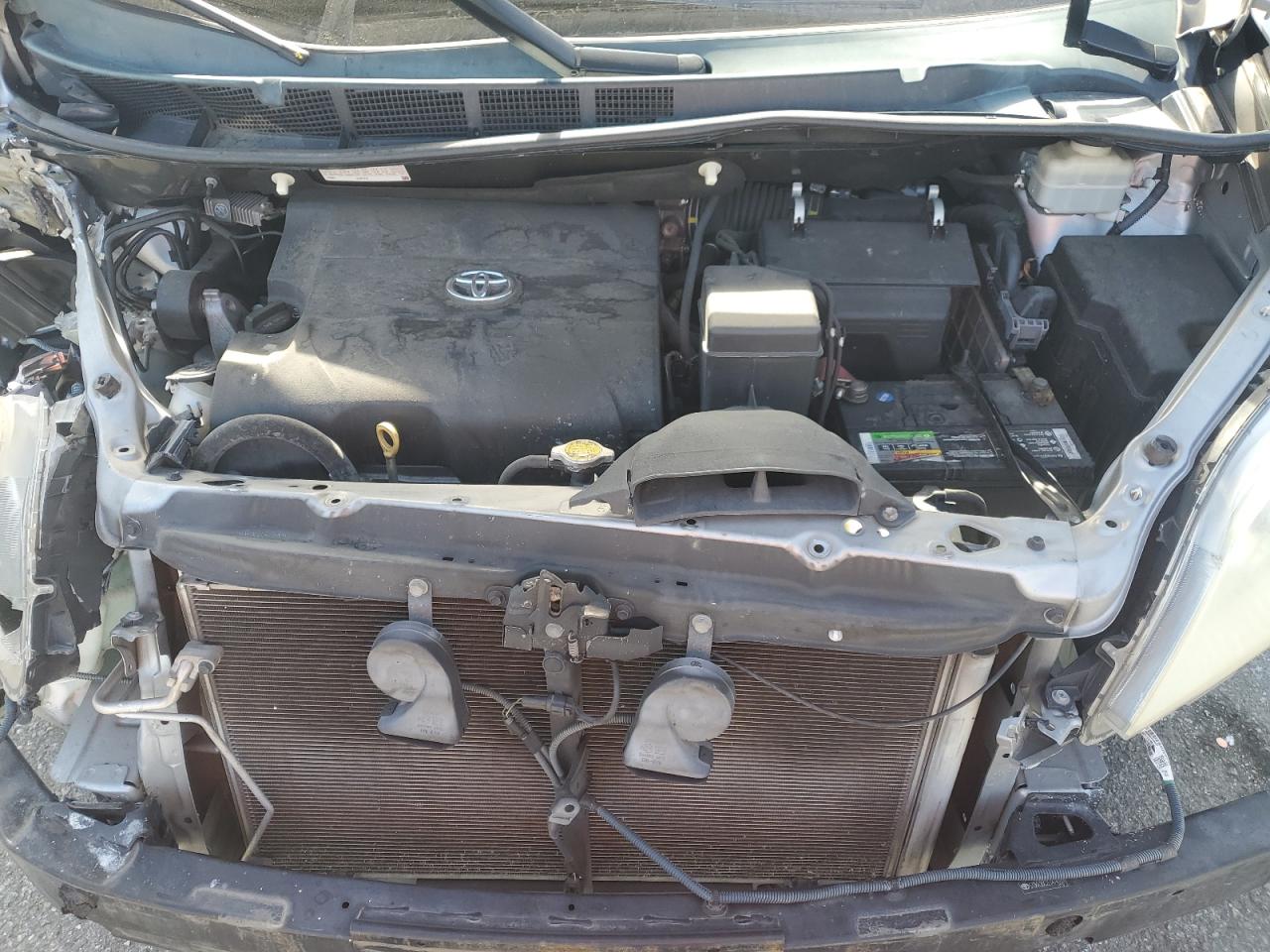 2014 Toyota Sienna VIN 5TDKK3DC2ES474335 Copart auction photo, front end damage thumbnail 14
