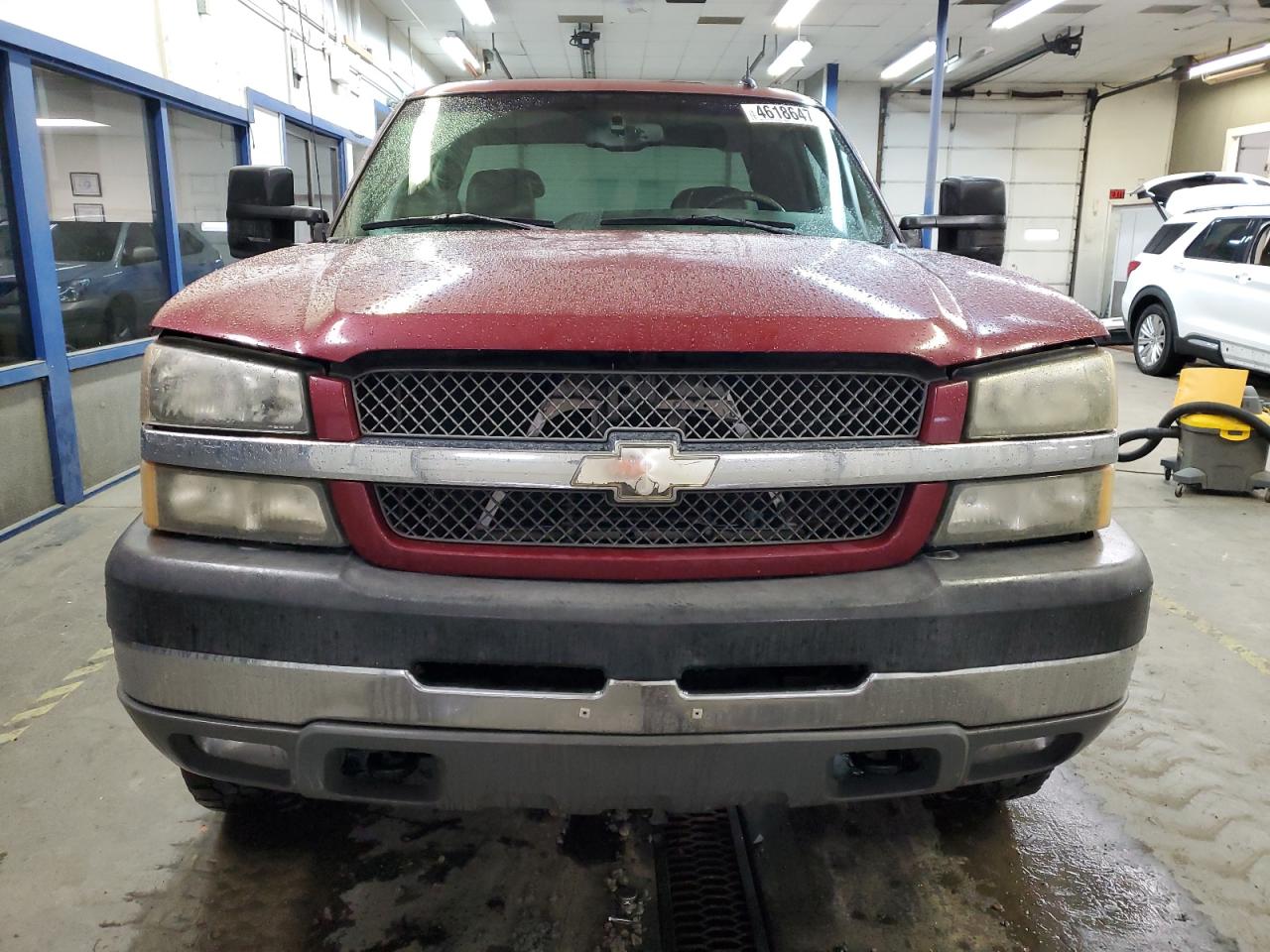 2004 Chevrolet Silverado VIN 1GCHK29U34E364243 Copart auction photo, rear end / side damage thumbnail 5