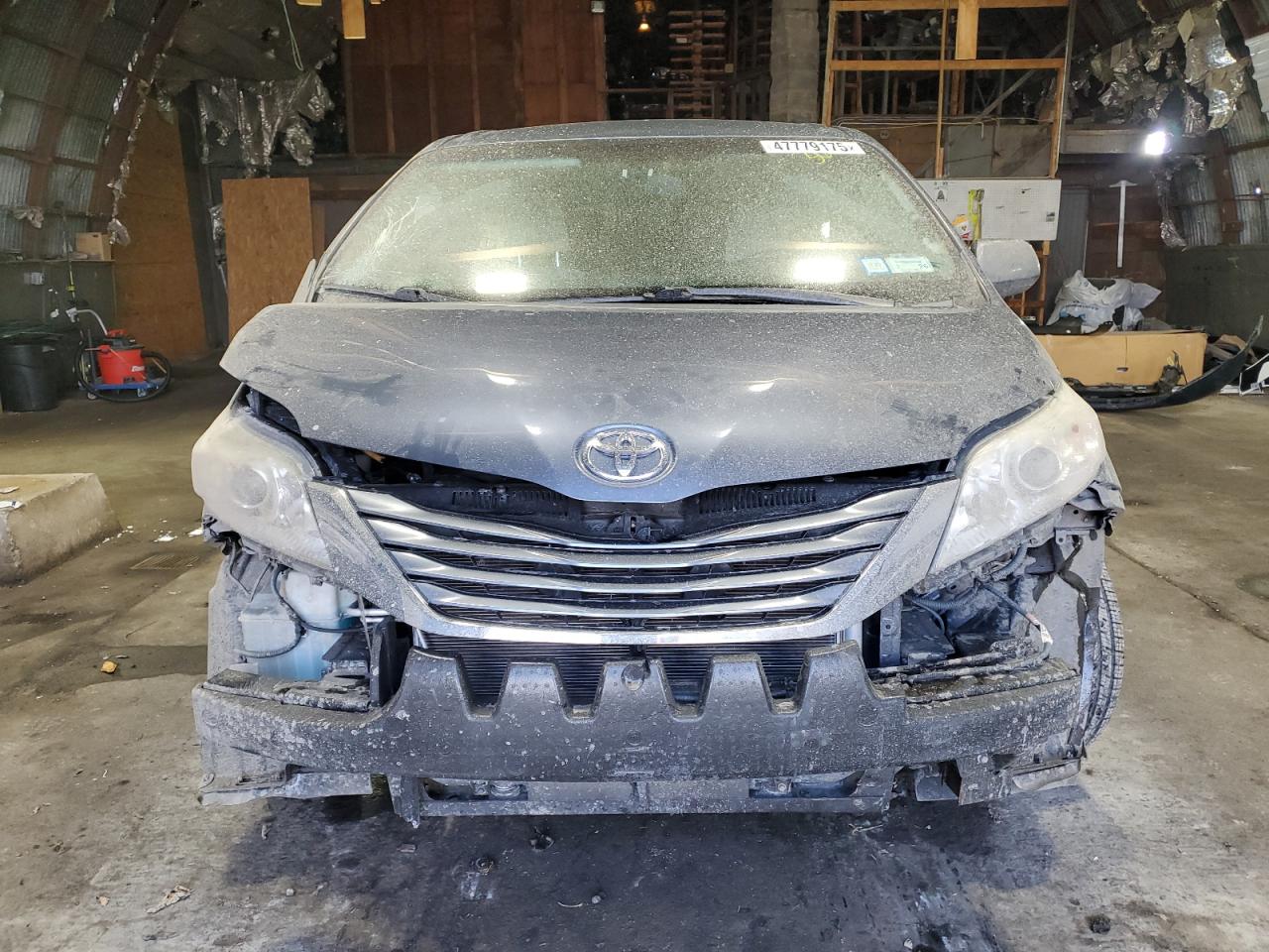 2015 Toyota Sienna VIN 5TDJK3DC0FS110041 Copart auction photo, rollover damage thumbnail 5