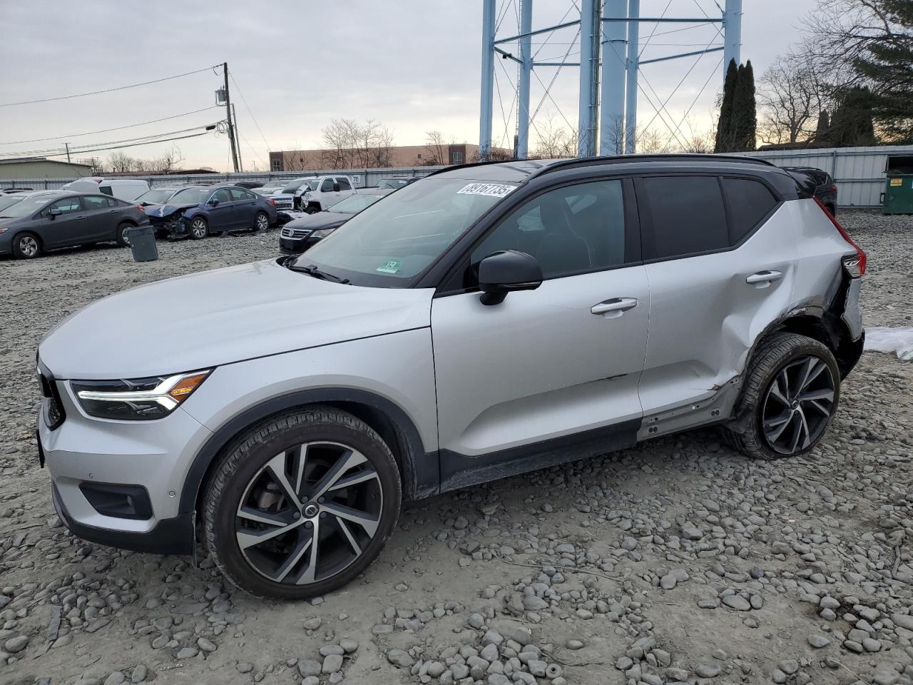 2019 Volvo XC40 VIN YV4162UM8K2102498