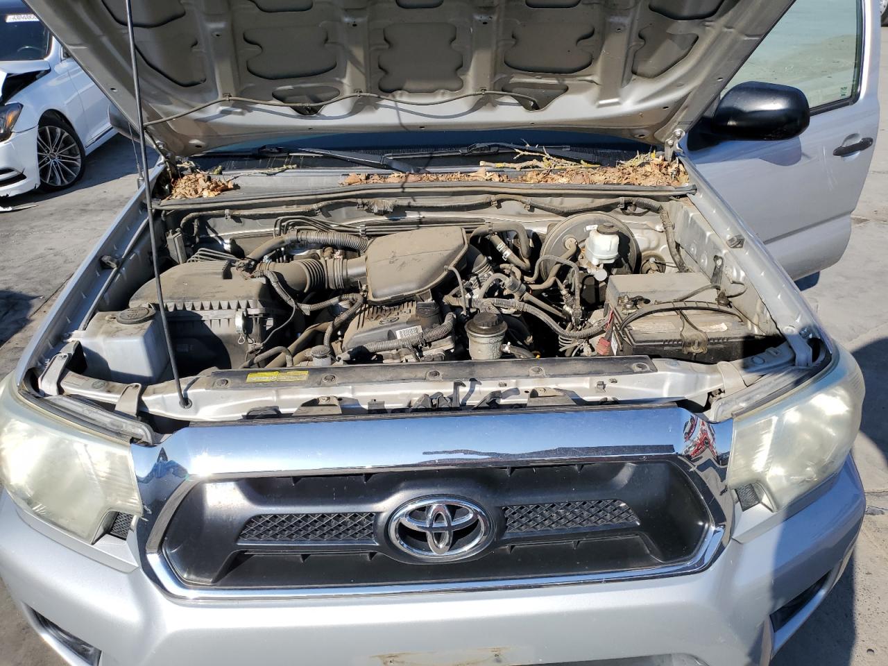 2013 Toyota Tacoma VIN 5TFUX4EN2DX016710 Copart auction photo, rear end / front end damage thumbnail 11