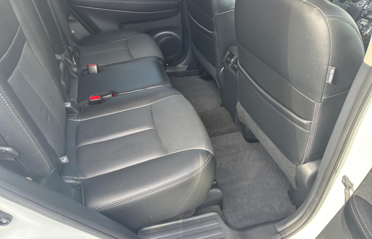 2017 Nissan Rogue VIN 5N1AT2MVXHC788644 Copart auction photo, normal wear damage thumbnail 6
