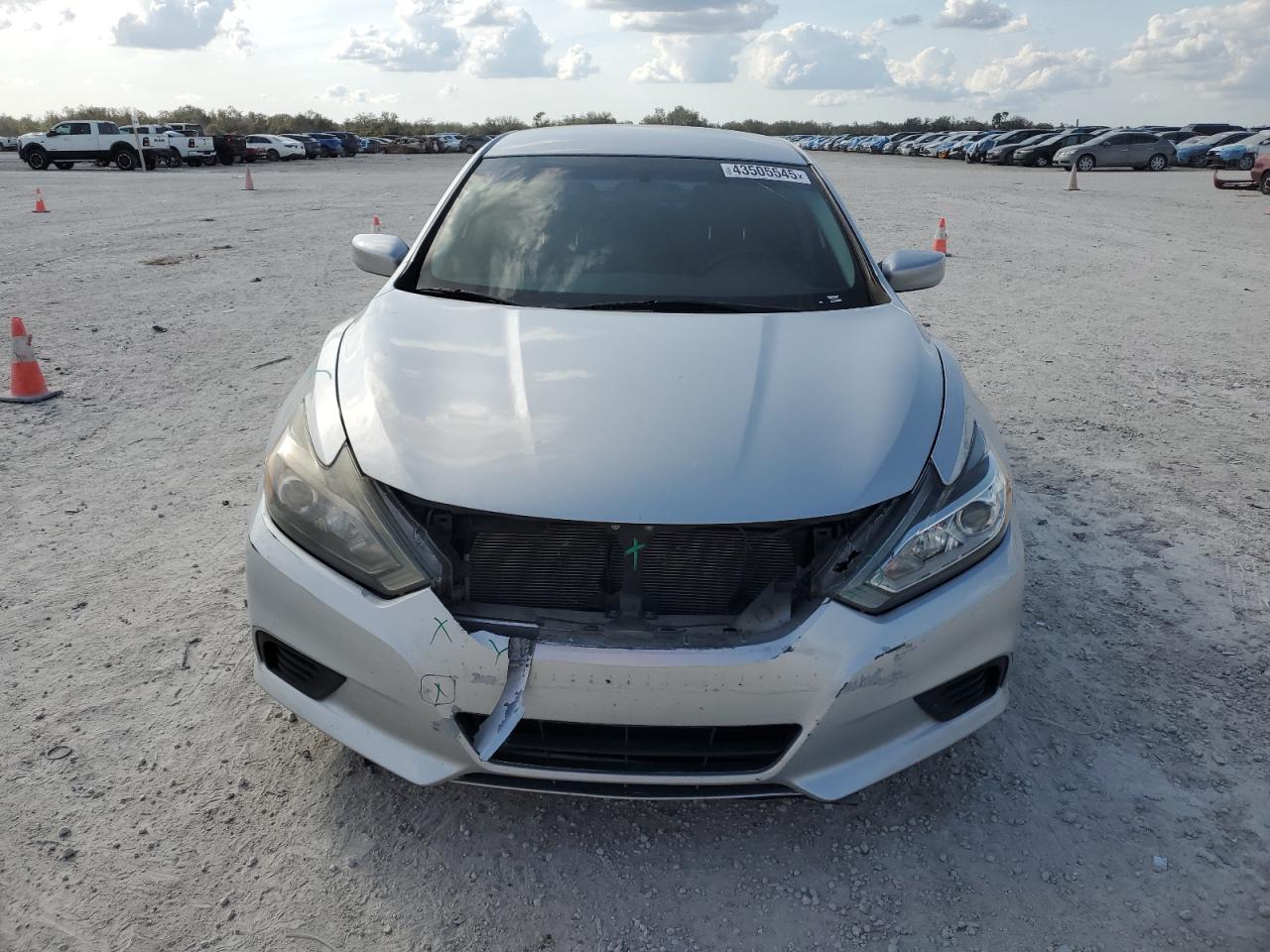 2018 Nissan Altima VIN 1N4AL3APXJC272246 Copart auction photo, front end damage thumbnail 5
