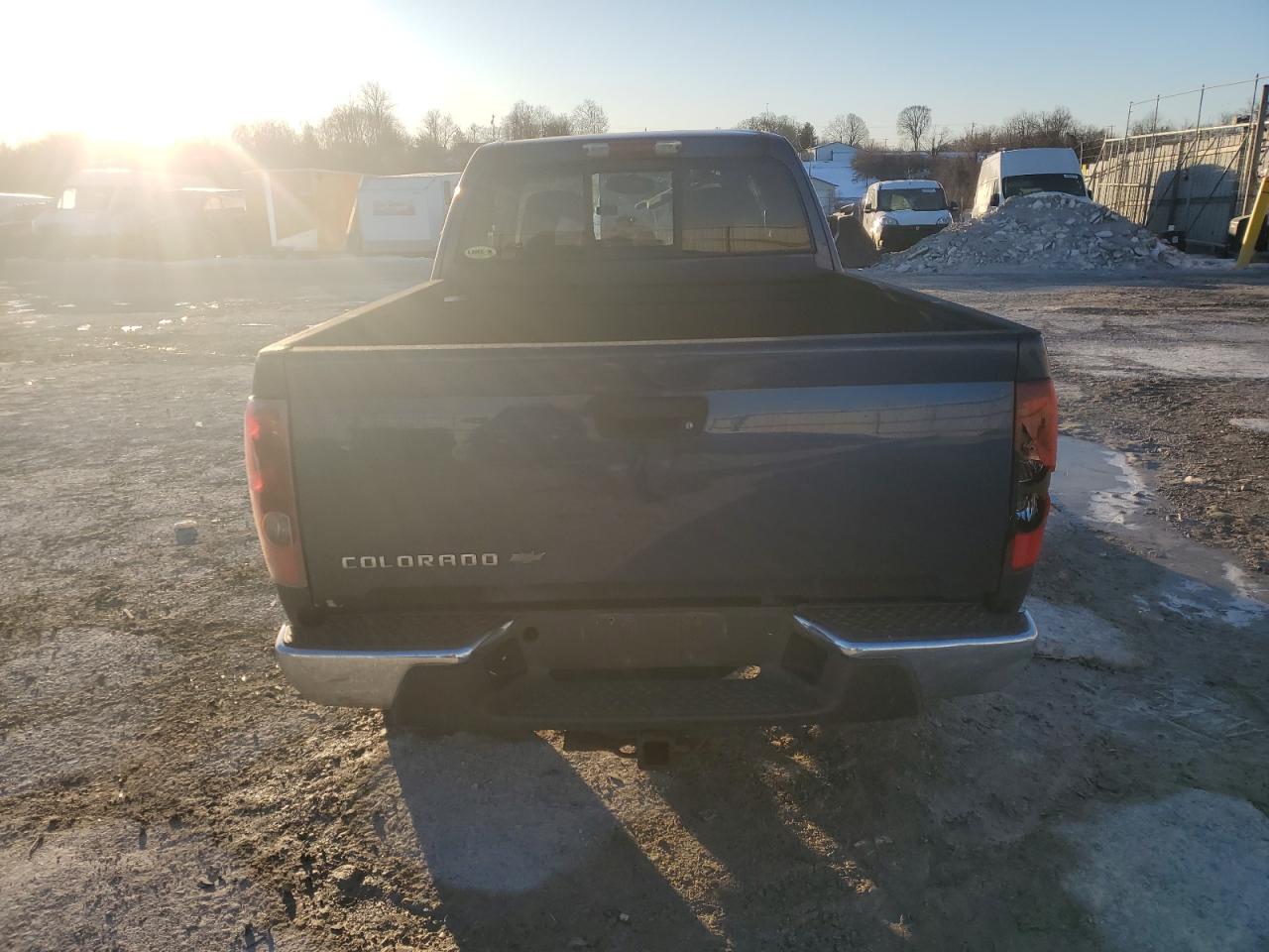 2006 Chevrolet Colorado VIN 1GCDT196968282932 Copart auction photo, side / front end damage thumbnail 6