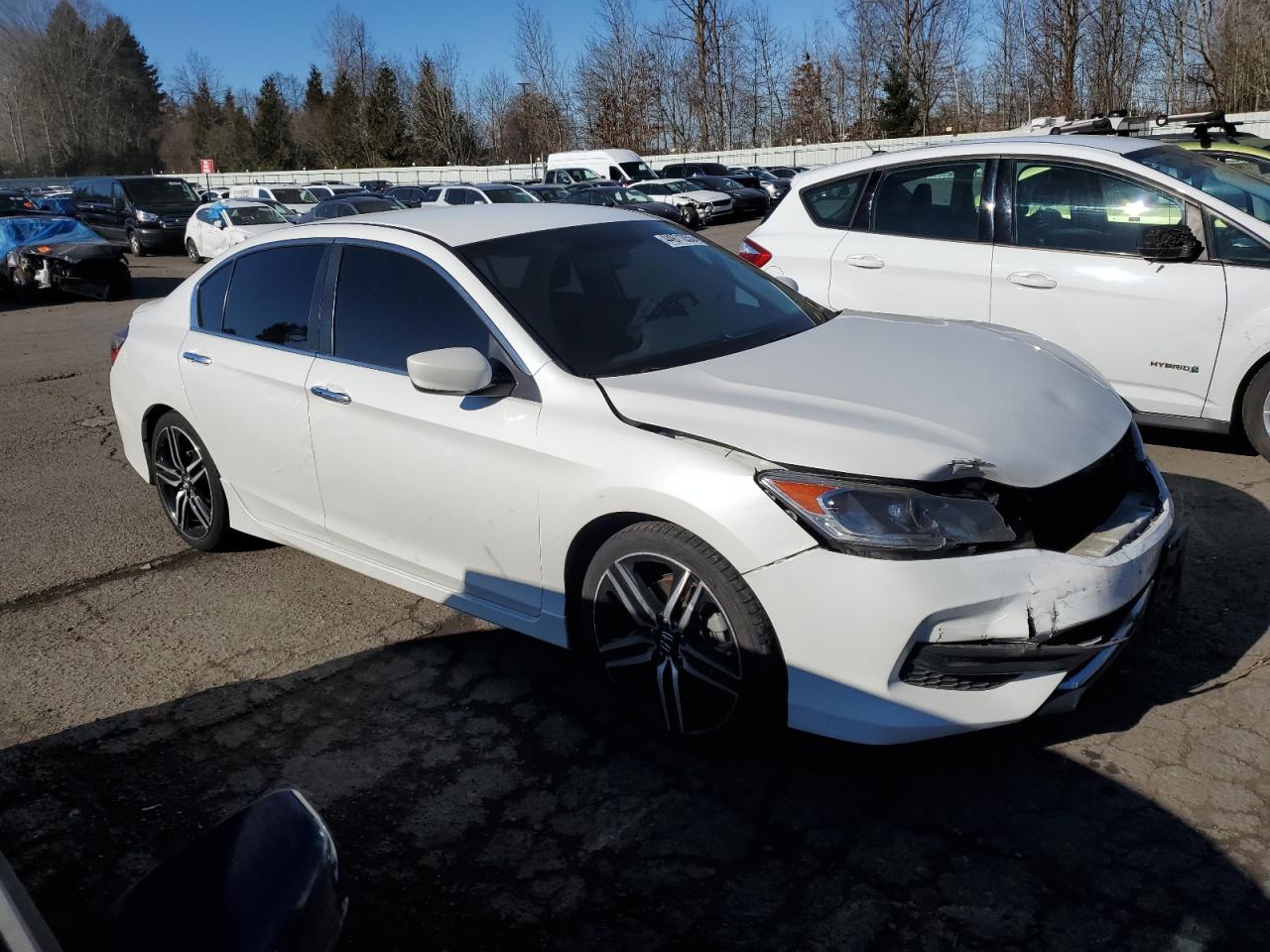 2017 Honda Accord VIN 1HGCR2F11HA152858 Copart auction photo, front end damage thumbnail 4