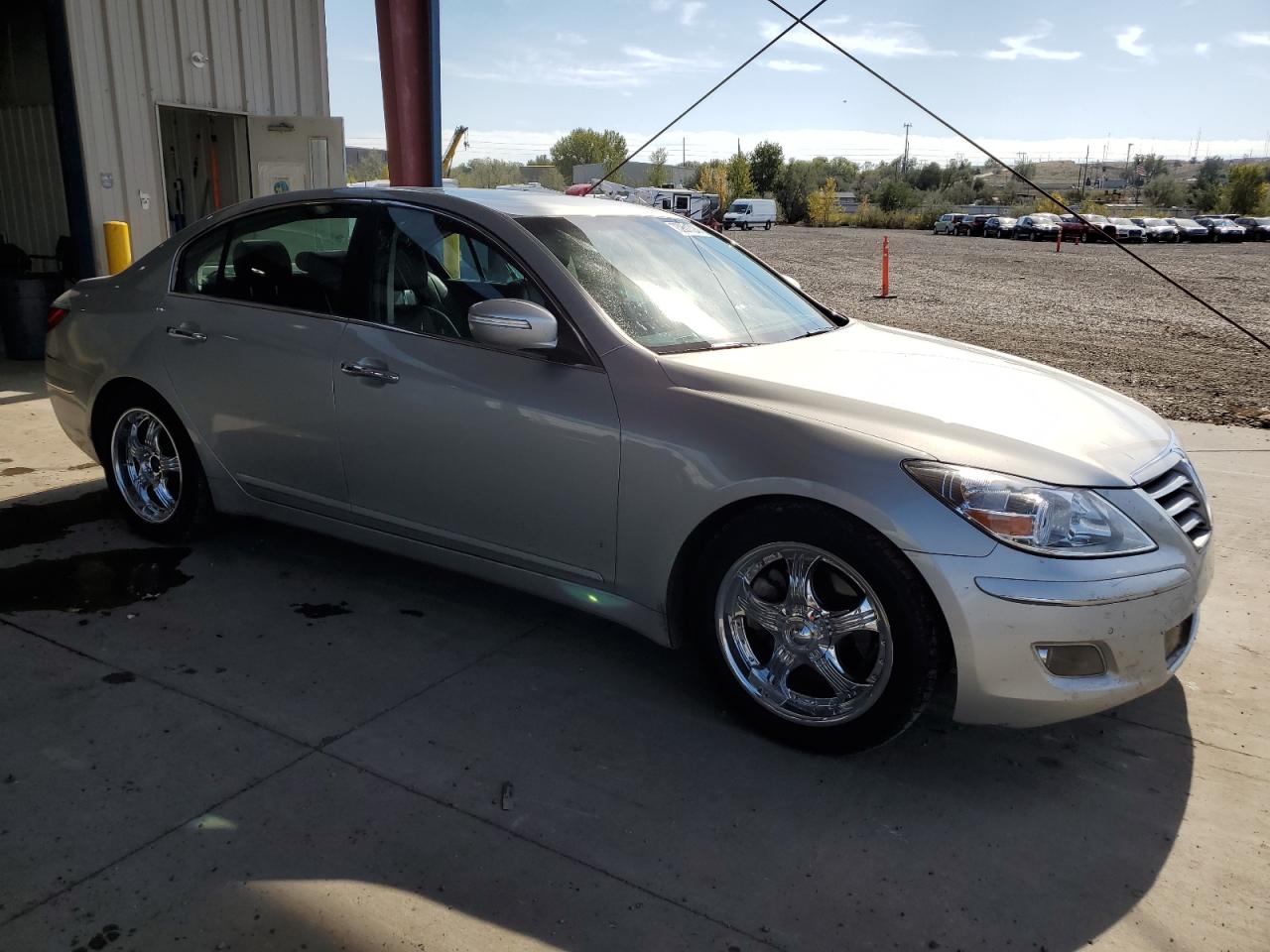 2011 Hyundai Genesis VIN KMHGC4DE5BU142256 Copart auction photo, front end / rear end damage thumbnail 4