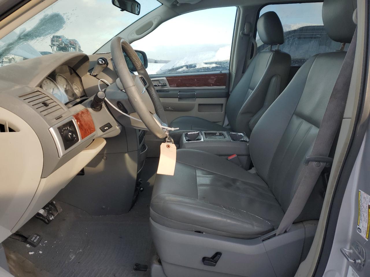 2009 Chrysler Town & Country VIN 2A8HR54119R626497 Copart auction photo, front end damage thumbnail 7