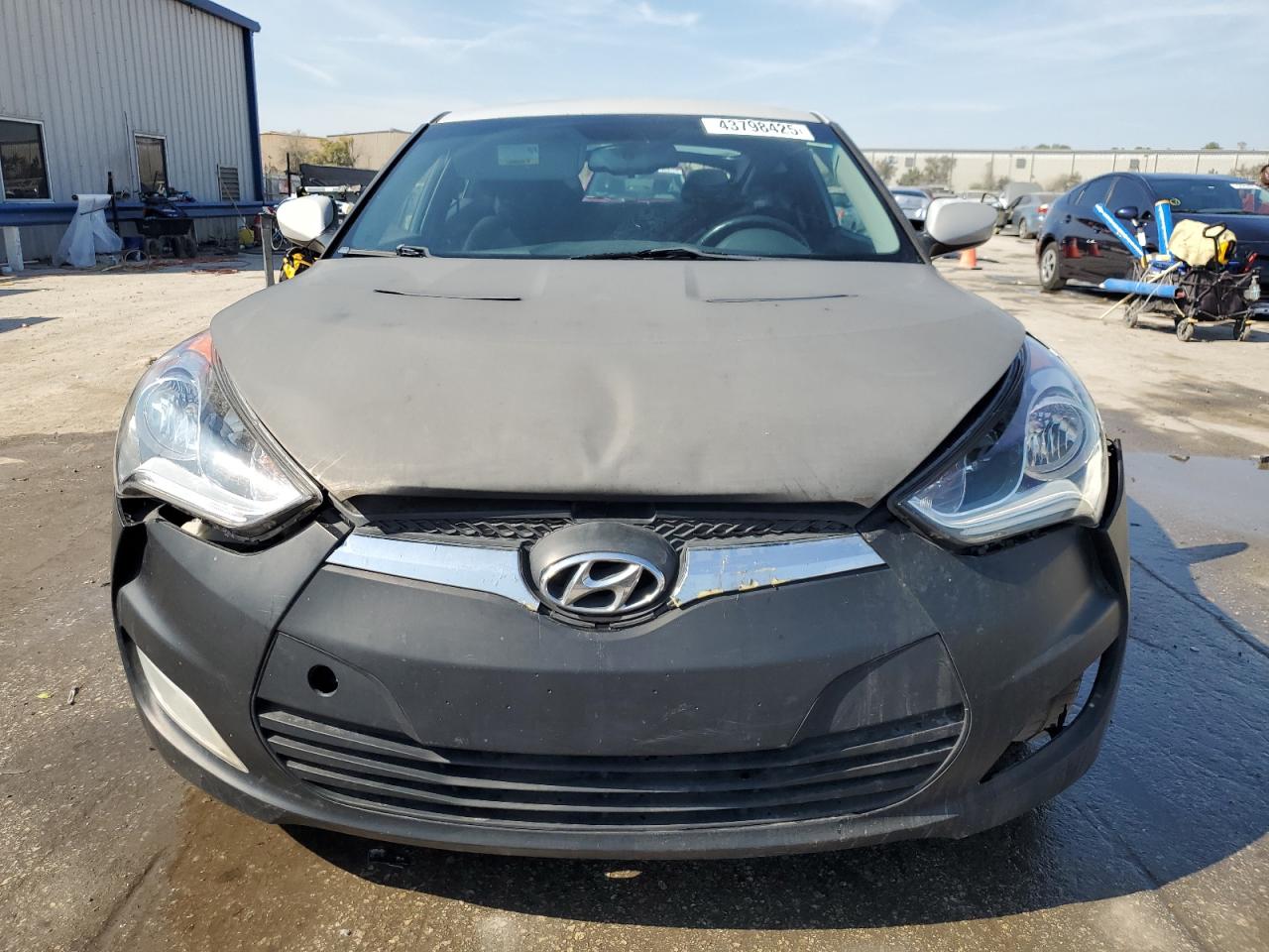 2013 Hyundai Veloster VIN KMHTC6AD0DU127379 Copart auction photo, all over damage thumbnail 5