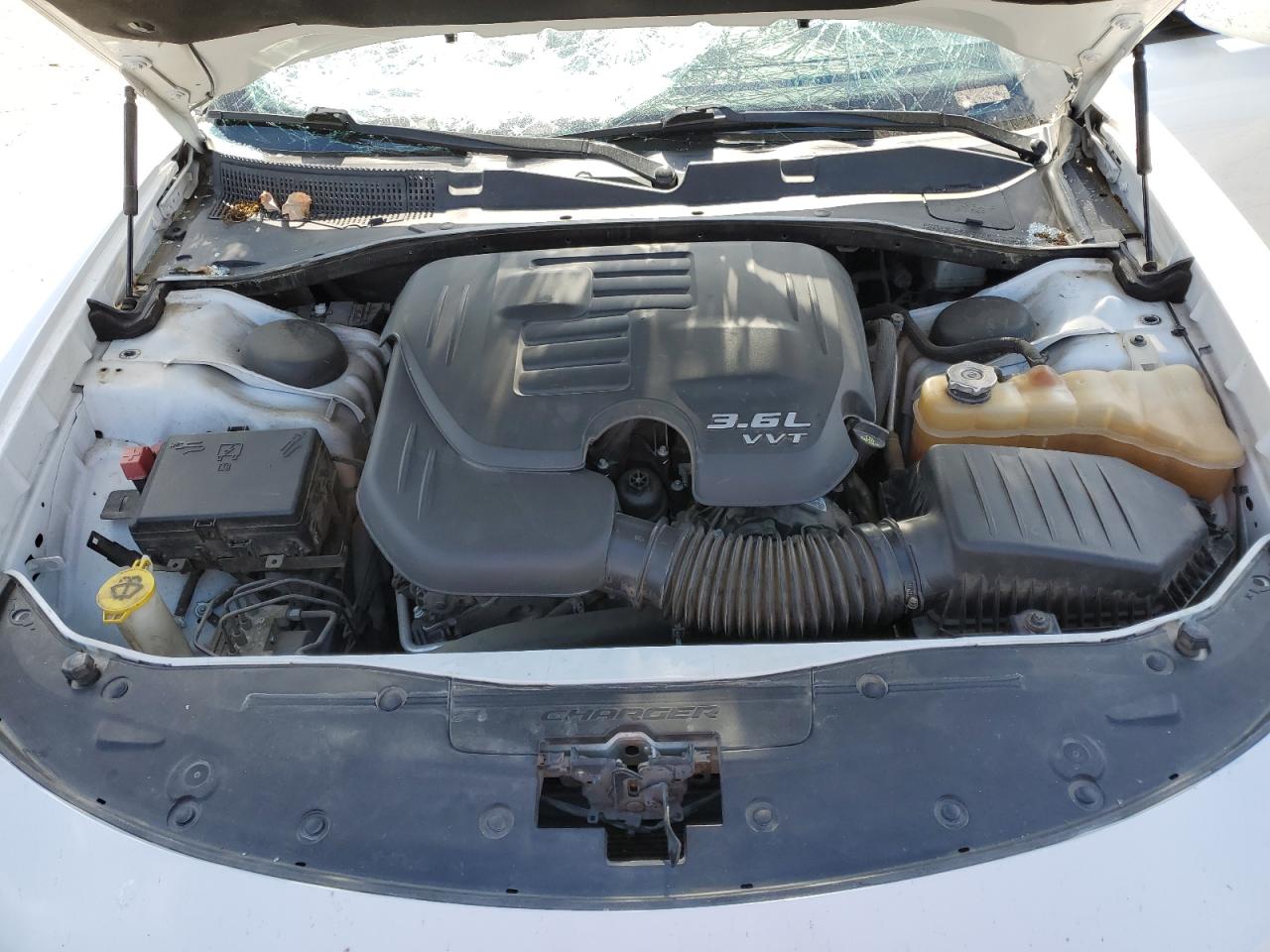 2020 Dodge Charger VIN 2C3CDXBG7LH102260 Copart auction photo, vandalism damage thumbnail 11