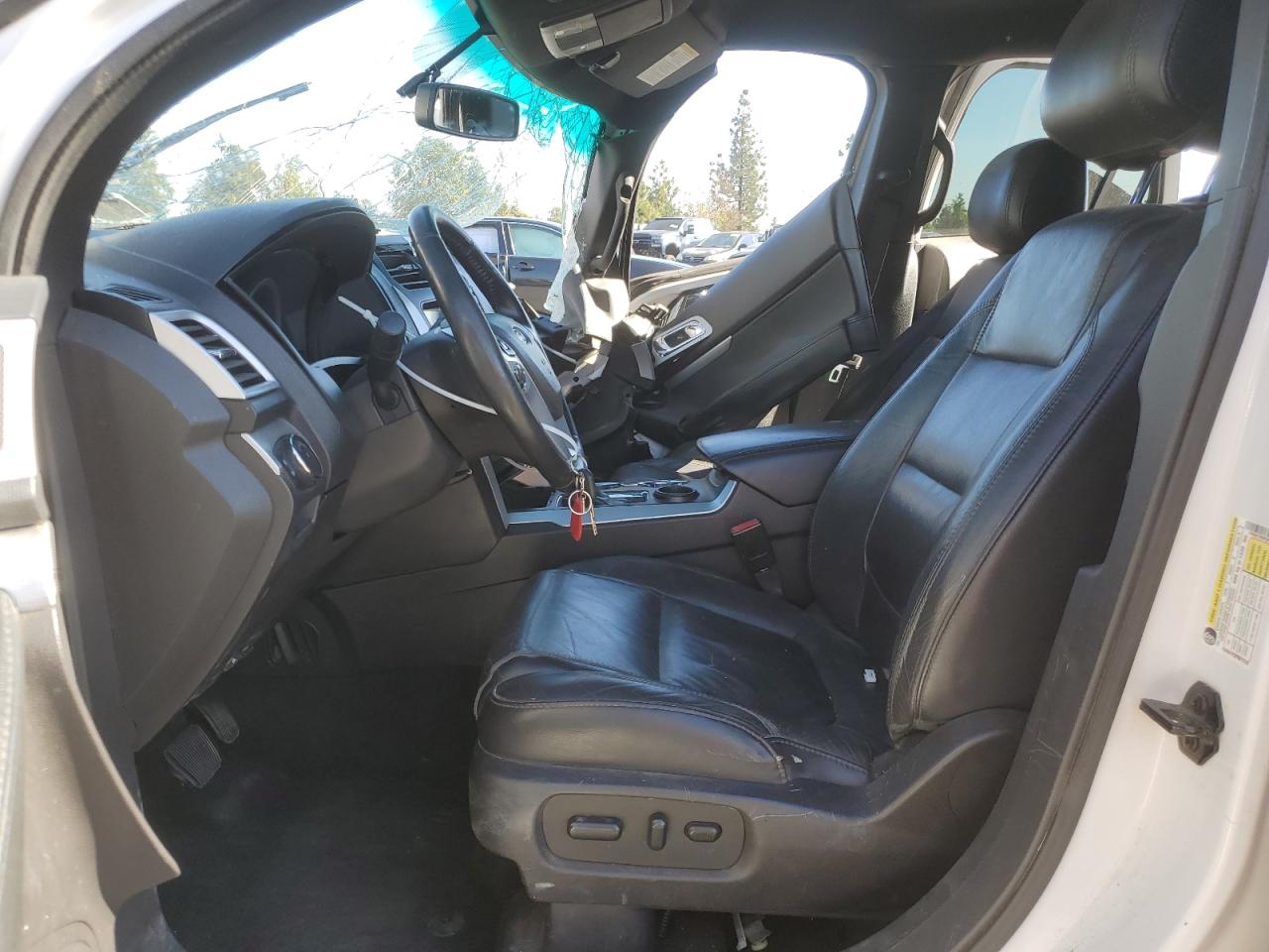 2015 Ford Explorer VIN 1FM5K7D80FGB19476 Copart auction photo, side / front end damage thumbnail 7
