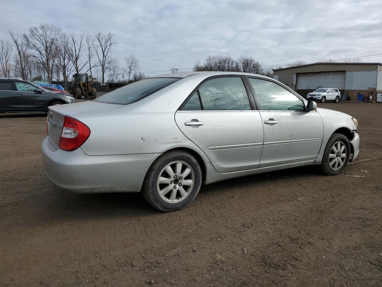 2004 Toyota Camry VIN 4T1BE30K64U289523 Copart auction photo, front end damage thumbnail 3