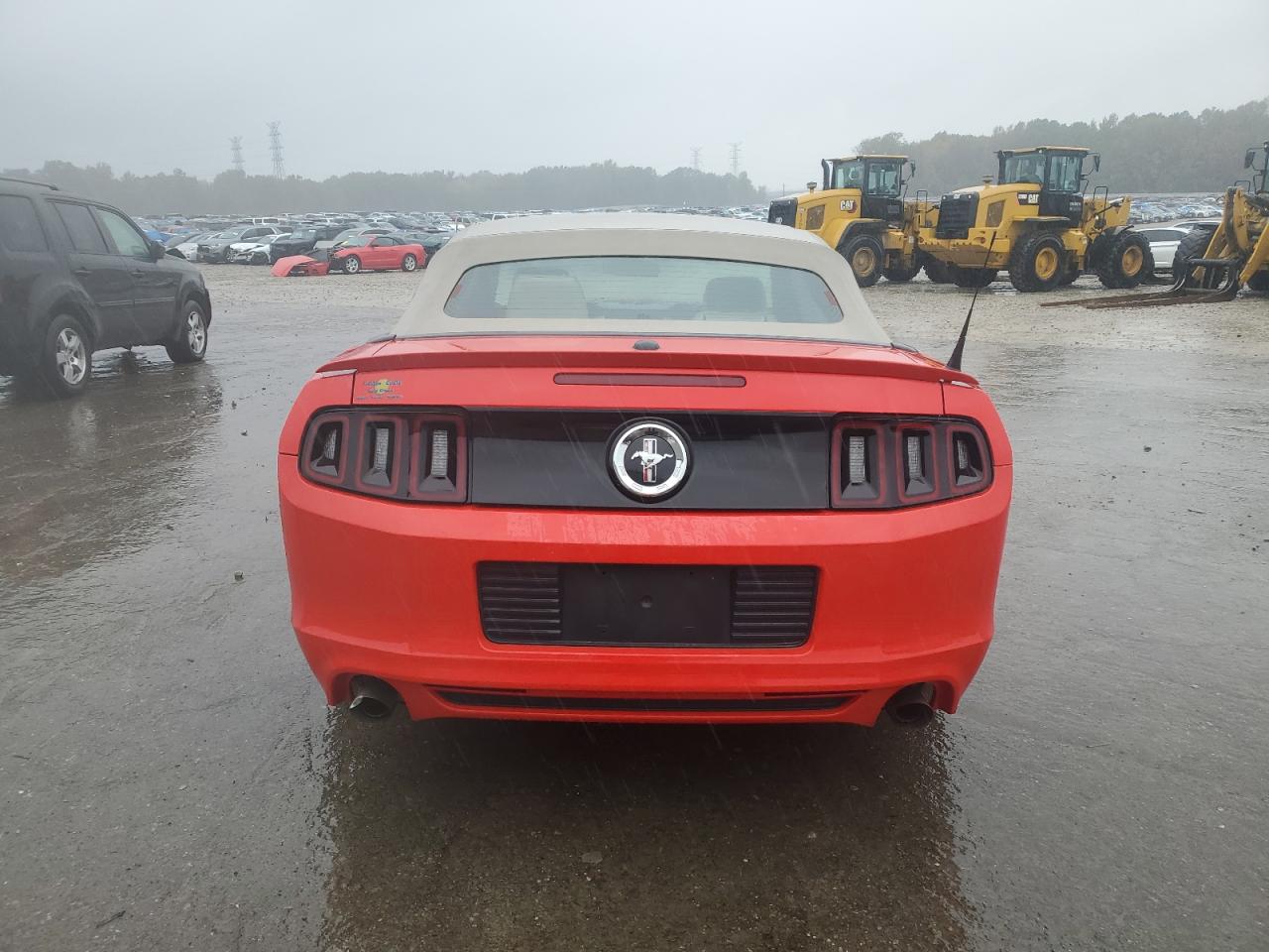 2013 Ford Mustang VIN 1ZVBP8EM8D5212729 Copart auction photo, side damage thumbnail 6