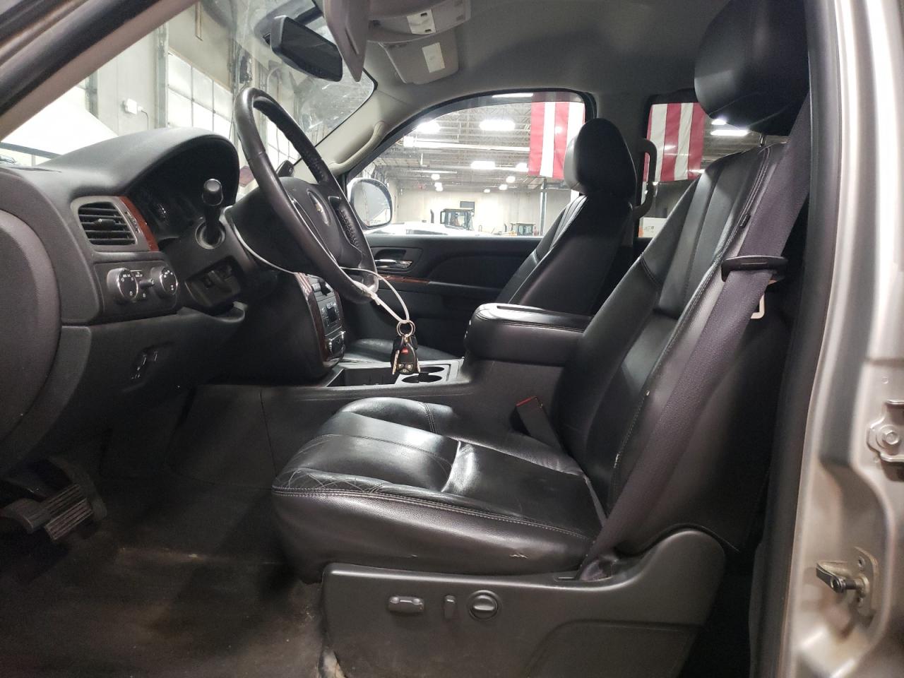 2010 Chevrolet Silverado VIN 3GCRKTE34AG191621 Copart auction photo, front end damage thumbnail 7