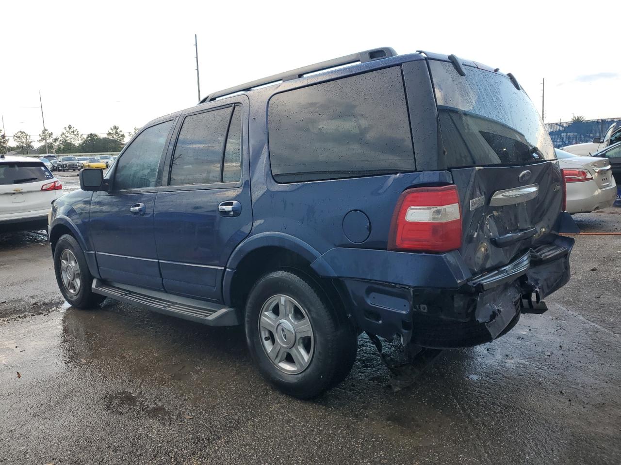 2009 Ford Expedition VIN 1FMFU15579EB20379 Copart auction photo, rear end / front end damage thumbnail 2