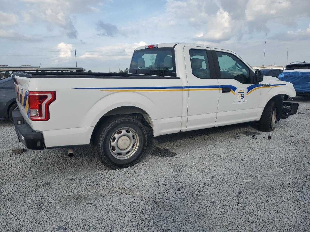 2016 Ford F-150 VIN 1FTEX1C8XGFC61071 Copart auction photo, front end damage thumbnail 3