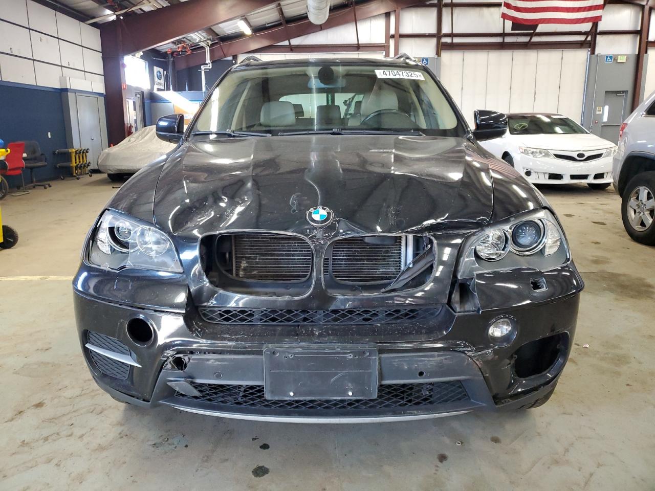 2011 BMW X5 VIN 5UXZV4C56BL404587 Copart auction photo, front end damage thumbnail 5