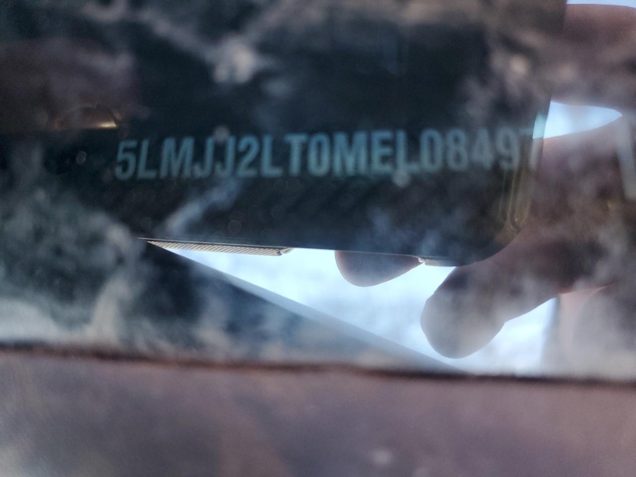 2021 Lincoln Navigator VIN 5LMJJ2LT0MEL08497 Copart auction photo, vandalism damage thumbnail 13
