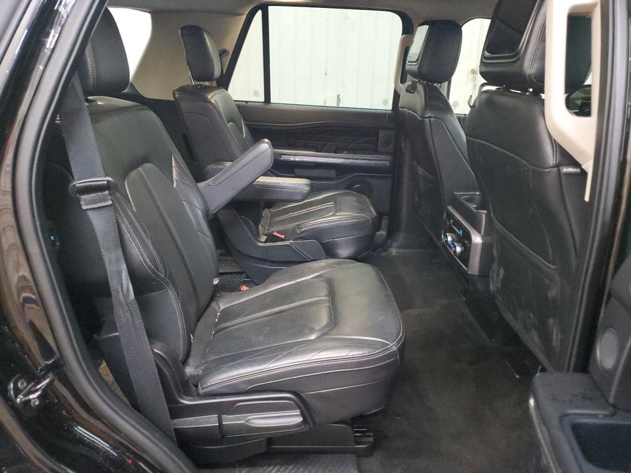 2018 Ford Expedition VIN 1FMJU1MT4JEA01512 Copart auction photo, front end damage thumbnail 11
